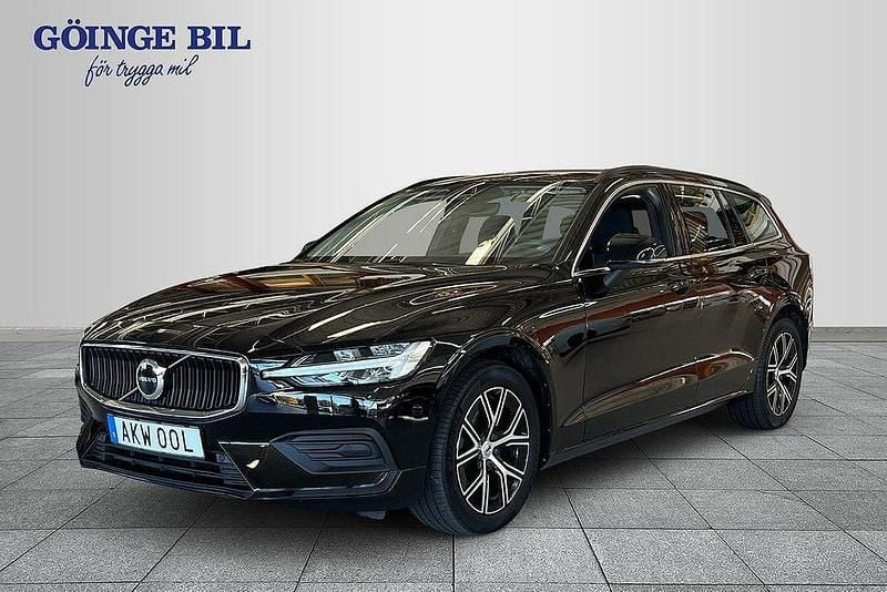 Svart Begagnad 2022 Volvo V60 Core Kombi | 329 000 kr (Bra pris) - Bild 1/3