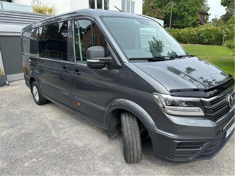 Grå Begagnad 2019 VW Crafter Van | 415 000 kr - Bild 1/4