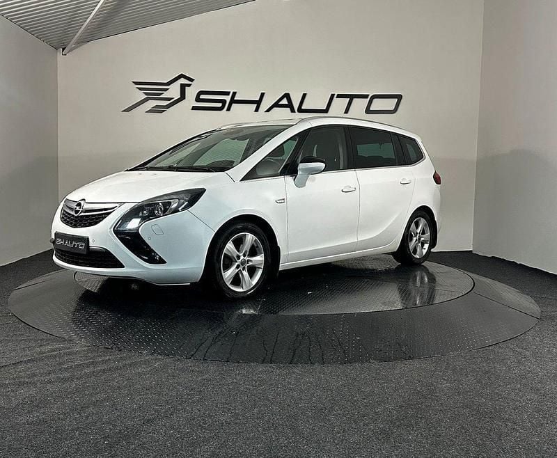 Vit Begagnad 2013 Opel Zafira Tourer Enjoy Minibuss | 79 900 kr (Marknadspris) - Bild 1/4