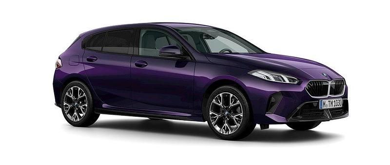 Lila Ny 2025 BMW 120 Halvkombi | 471 000 kr - Bild 1/3