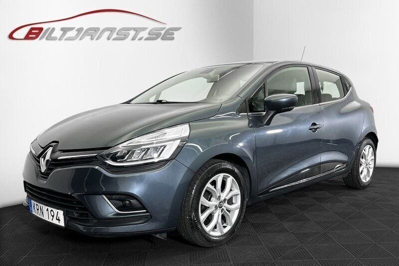 Grå Begagnad 2018 Renault Clio IV Intens Halvkombi | 114 900 kr (Marknadspris) - Bild 1/4