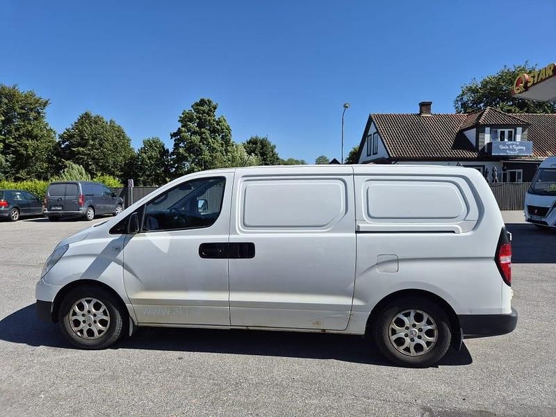 Begagnad Hyundai H-1 170 HK (125 kW) 2013 Minibuss