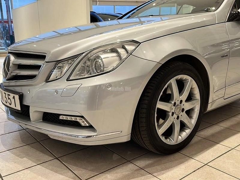 Begagnad Mercedes E350 292 HK (214 kW) 2009 Silver Sportkupé
