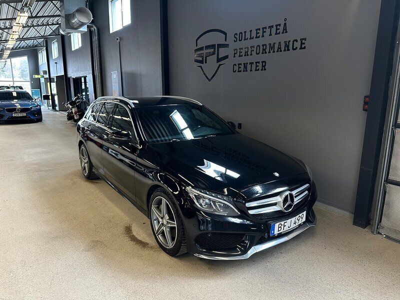 Svart Begagnad 2015 Mercedes C250 AMG Kombi | 235 000 kr (Lite dyr) - Bild 1/4