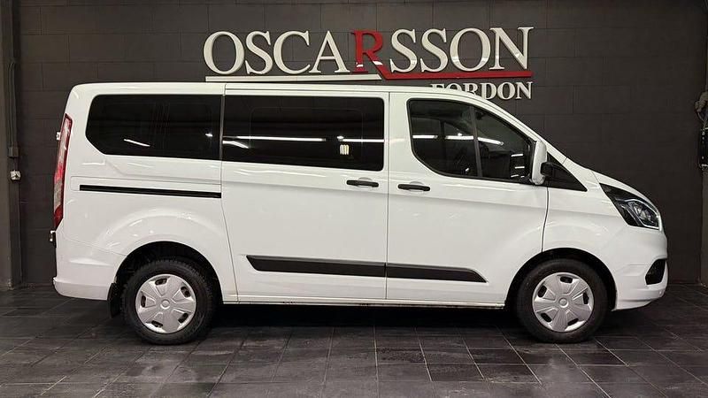 Begagnad Ford Transit Custom 173 HK (127 kW) 2019 Vit Kombi