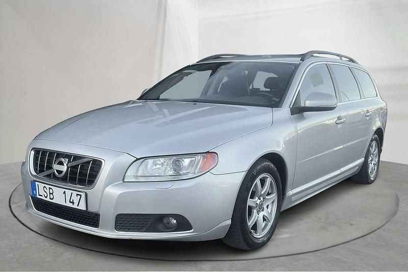 Ljusgrå Begagnad 2012 Volvo V70 Momentum Kombi | 70 000 kr (Superpris) - Bild 1/4