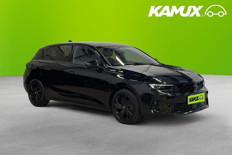 Svart Begagnad 2023 Opel Astra GS Line Halvkombi | 212 800 kr (Marknadspris) - Bild 1/4
