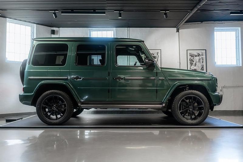 Svart Begagnad 2024 Mercedes G450 AMG SUV | 1 595 000 kr - Bild 1/4