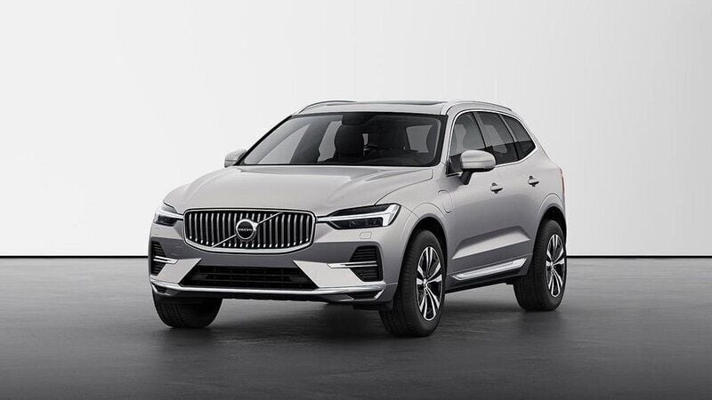 Svart Ny 2024 Volvo XC60 Core SUV | 572 100 kr (Marknadspris) - Bild 1/4