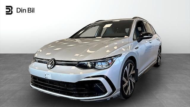Begagnad 2023 VW Golf VIII R-line | 324 800 kr - Bild 1/4