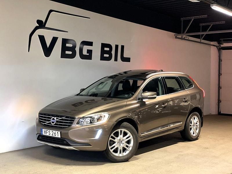 Brun Begagnad 2014 Volvo XC60 Summum SUV | 194 900 kr (Marknadspris) - Bild 1/4