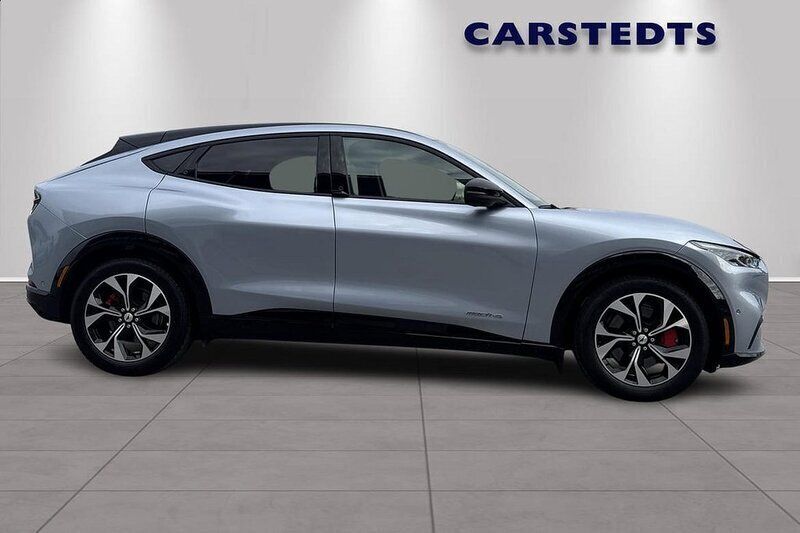 Begagnad Ford Mustang Mach-E Standard Range 258 kW (351 HK) 2022 Grå SUV