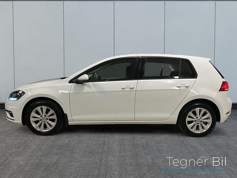 Begagnad VW Golf VII 110 HK (80 kW) 2018 Vit