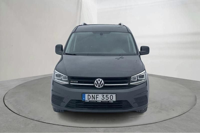 Begagnad VW Caddy Maxi 150 HK (110 kW) 2016 Ljusgrå Minibuss
