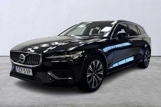 Svart Begagnad 2024 Volvo V60 Core Kombi | 439 900 kr (Marknadspris) - Bild 1/4