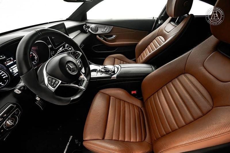 Begagnad Mercedes C43 AMG AMG 367 HK (269 kW) 2018 Vit Sportkupé