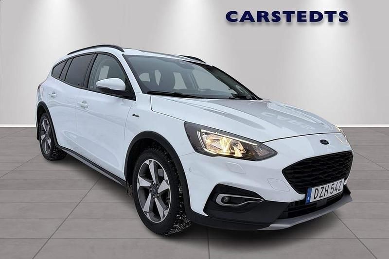 Vit Begagnad 2019 Ford Focus Active Kombi | 189 900 kr (Lite dyr) - Bild 1/4