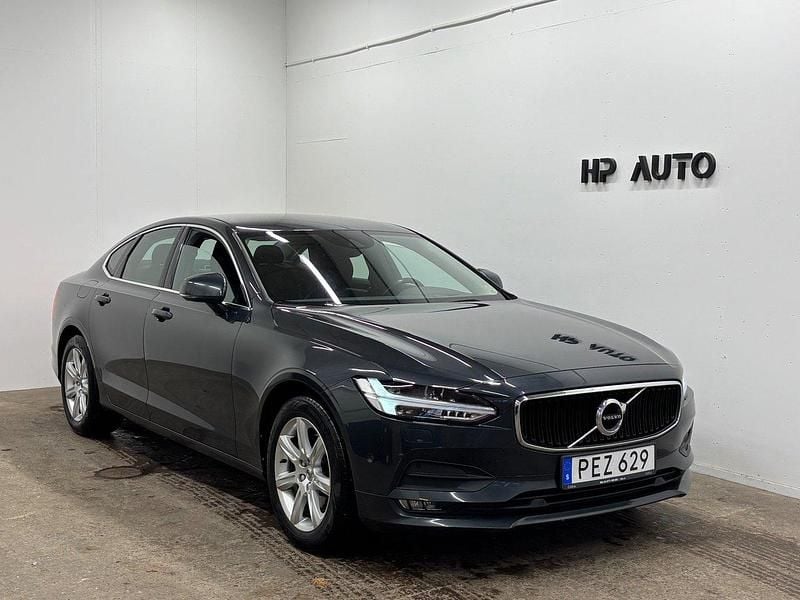 Grå Begagnad 2017 Volvo S90 Momentum Sedan | 199 900 kr (Bra pris) - Bild 1/4