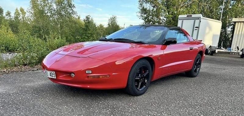 Begagnad 1993 Pontiac Firebird Sportkupé | 56 000 kr - Bild 1/4