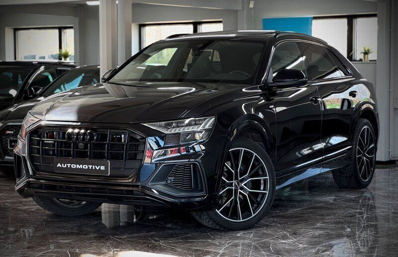 Svart Begagnad 2019 Audi Q8 S-Line SUV | 579 900 kr (Bra pris) - Bild 1/4