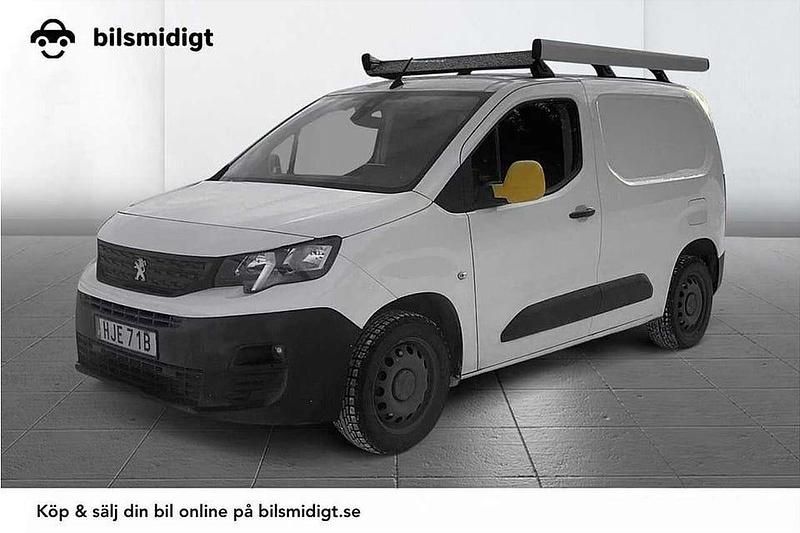 Vit Begagnad 2022 Peugeot Partner Minibuss | 189 900 kr (Marknadspris) - Bild 1/3