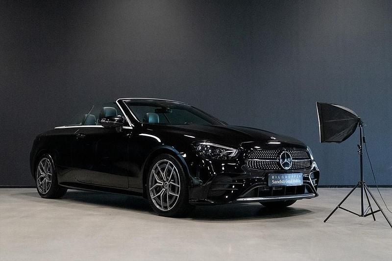 Begagnad Mercedes E300 AMG 258 HK (189 kW) 2021 Svart Cab