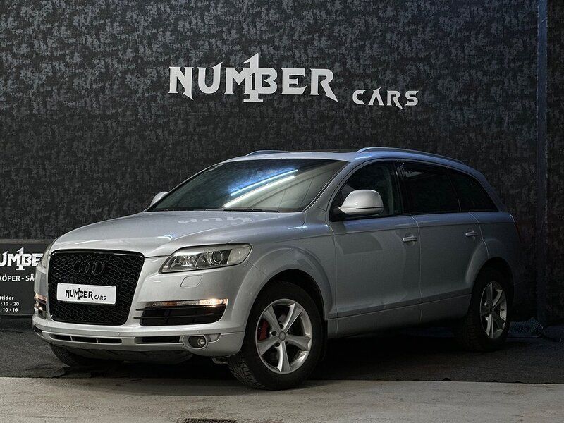 Silver Begagnad 2006 Audi Q7 Comfort SUV | 84 900 kr (Marknadspris) - Bild 1/4