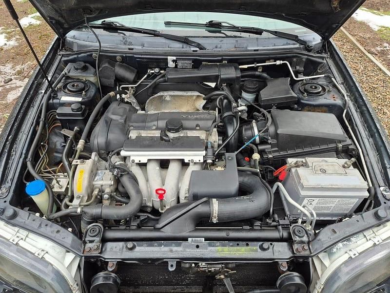 Begagnad Volvo V40 160 HK (117 kW) 2000 Kombi