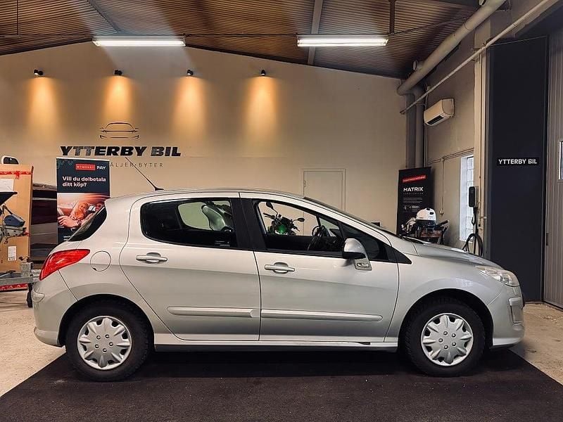 Begagnad Peugeot 308 120 HK (88 kW) 2009 Grå Halvkombi