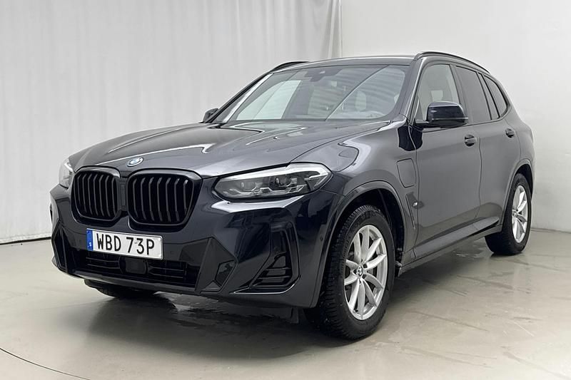 Svart Begagnad 2024 BMW X3 M Sport SUV | 524 900 kr - Bild 1/4