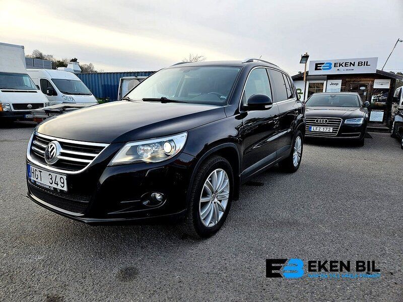 Svart Begagnad 2008 VW Tiguan SUV | 94 500 kr (Marknadspris) - Bild 1/3