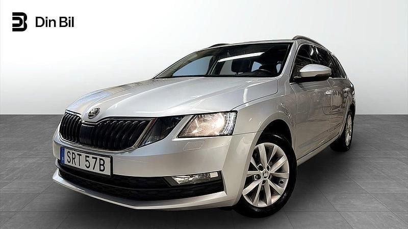 Begagnad Skoda Octavia Ambition 116 HK (85 kW) 2020 Silver Kombi