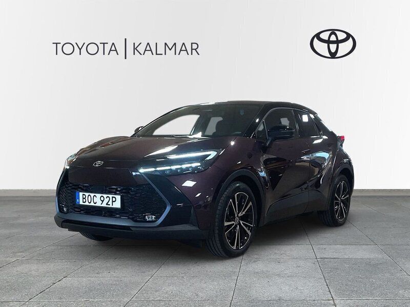 Lila Ny 2025 Toyota C-HR Executive SUV | 499 900 kr (Marknadspris) - Bild 1/4