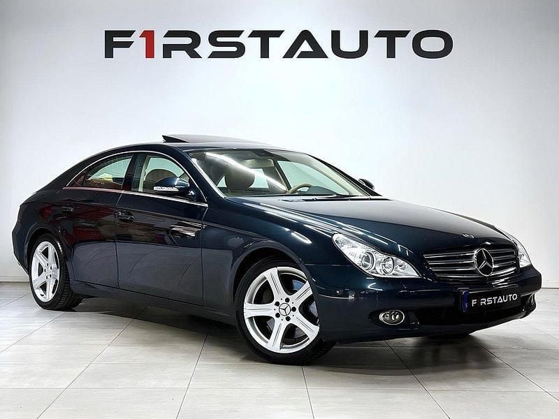 Svart Begagnad 2006 Mercedes CLS500 Sportkupé | 189 900 kr - Bild 1/4