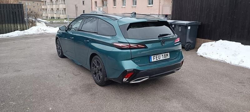 Begagnad Peugeot 308 SW 131 HK (96 kW) 2023 Kombi