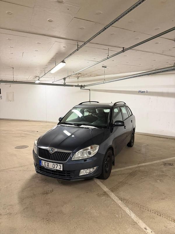Begagnad Skoda Fabia 69 HK (50 kW) 2012 Kombi