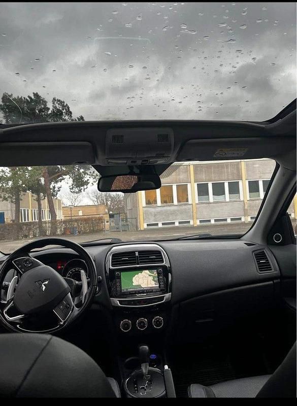 Brun Begagnad 2016 Mitsubishi ASX SUV | 134 000 kr (Marknadspris) - Bild 1/4