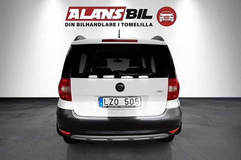 Begagnad Skoda Yeti Ambition 105 HK (77 kW) 2011 Vit SUV