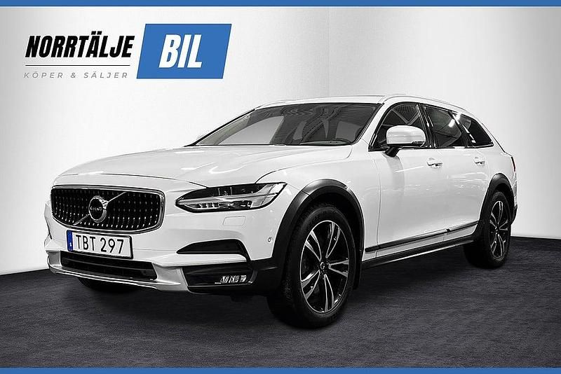 Begagnad 2017 Volvo V90 CC Momentum Kombi | 259 900 kr (Bra pris) - Bild 1/4