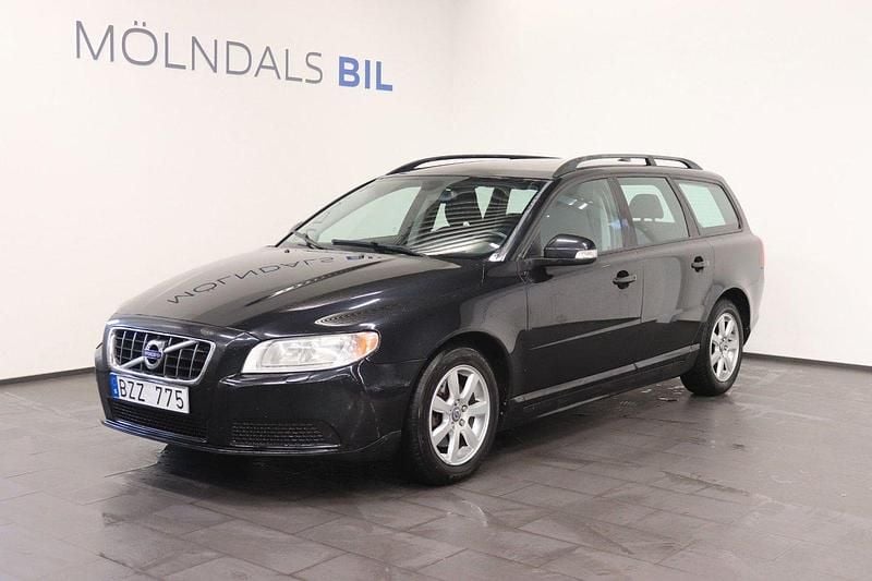 Svart Begagnad 2010 Volvo V70 Drive Kinetic Kombi | 49 900 kr (Marknadspris) - Bild 1/4