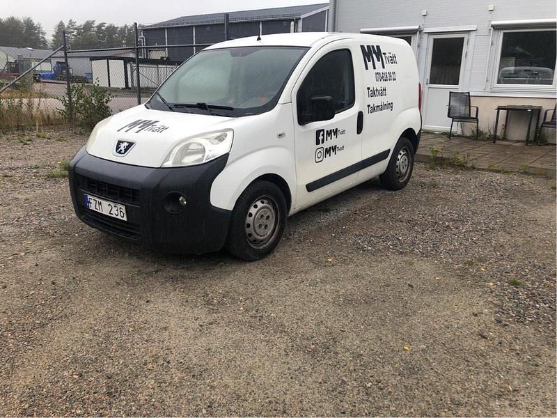Vit Begagnad 2011 Peugeot Bipper Minibuss | 19 000 kr (Bra pris) - Bild 1/3