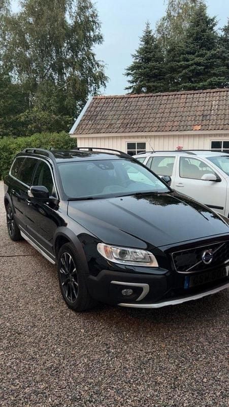 Svart Begagnad 2016 Volvo XC70 Standard SUV | 195 000 kr (Bra pris) - Bild 1/4