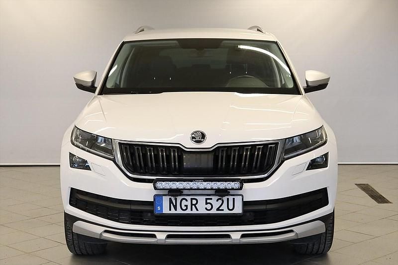 Begagnad Skoda Kodiaq Business Line 190 HK (139 kW) 2019 Vit SUV
