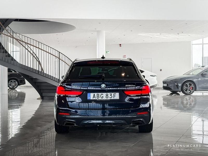 Begagnad BMW 530e M Sport 293 HK (215 kW) 2021 Svart Kombi