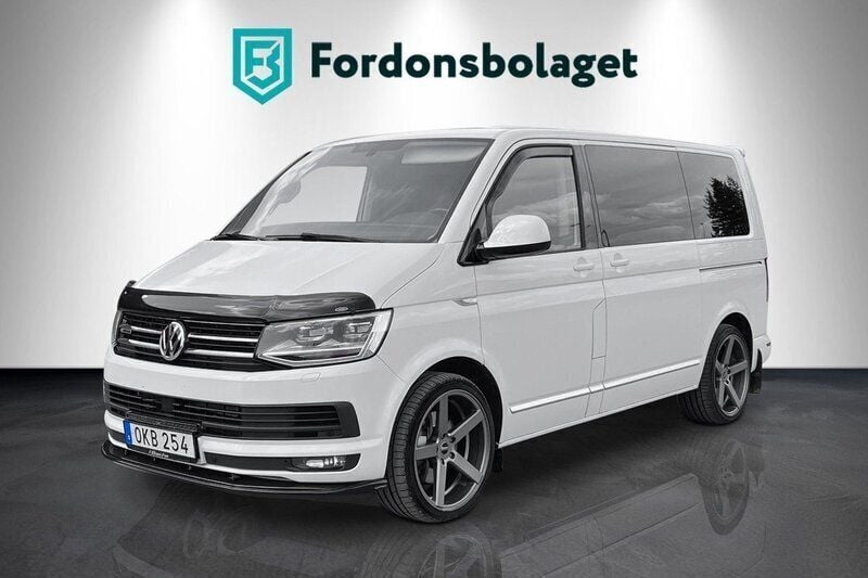 Vit Begagnad 2017 VW Multivan Highline Minibuss | 279 900 kr (Bra pris) - Bild 1/4