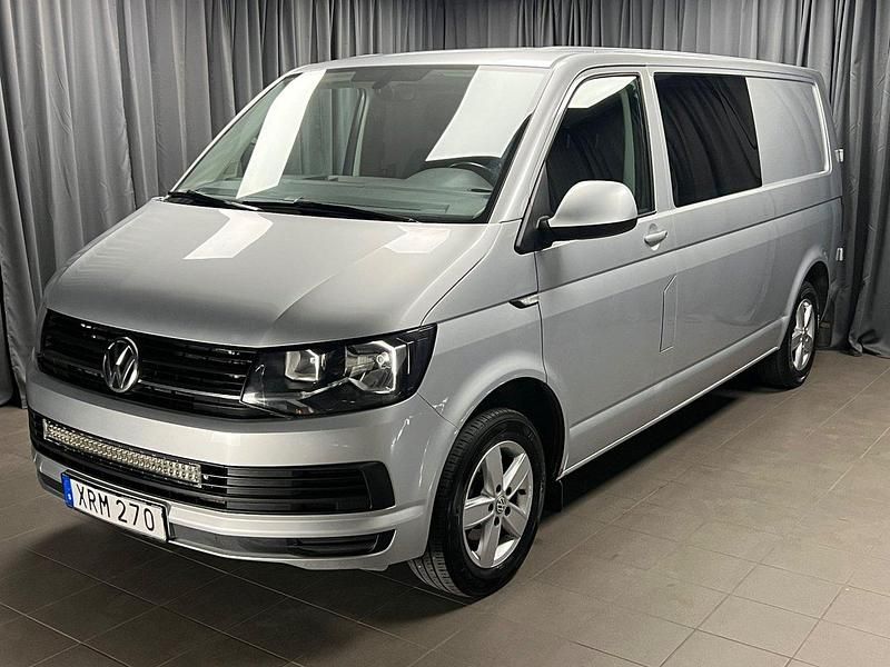 Silver Begagnad 2016 VW T6 Van | 198 900 kr (Dyr) - Bild 1/4