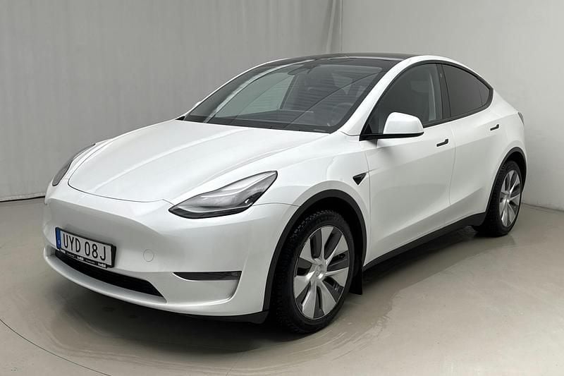 Begagnad Tesla Model Y 378 kW (514 HK) 2023 Vit SUV