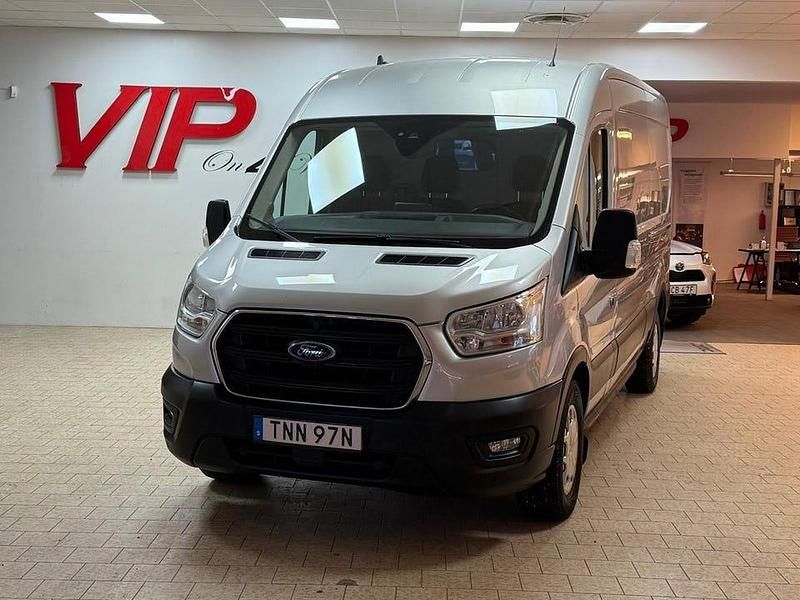 Begagnad Ford Transit 170 HK (125 kW) 2020 Grå