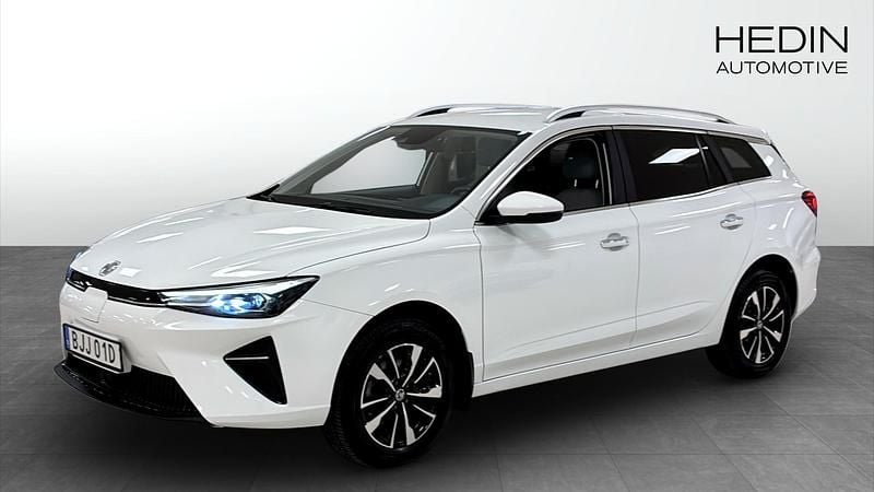 Begagnad MG MG5 EV Comfort 114 kW (156 HK) 2022 Vit Kombi