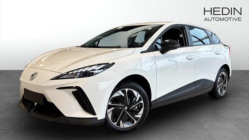 Begagnad MG MG4 EV 125 kW (170 HK) 2024 Vit Halvkombi